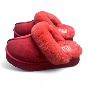 Women Ugg Slippers Pink Size US 7